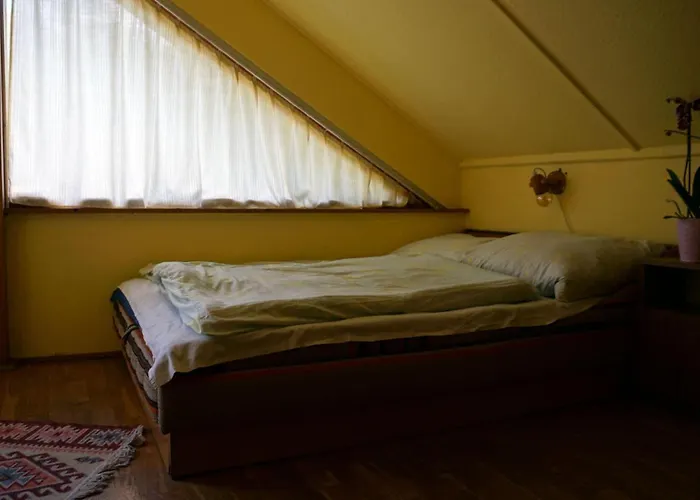 Zoeldello Apartmanhaz *