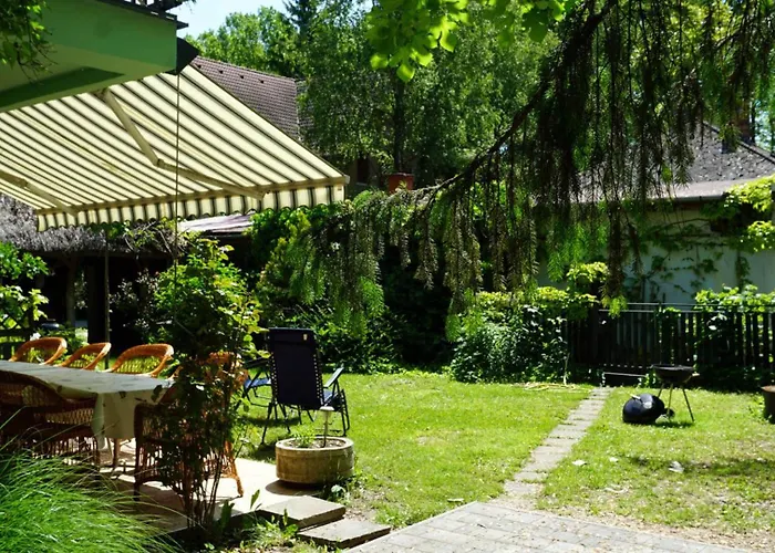 Zoeldello Apartmanhaz *